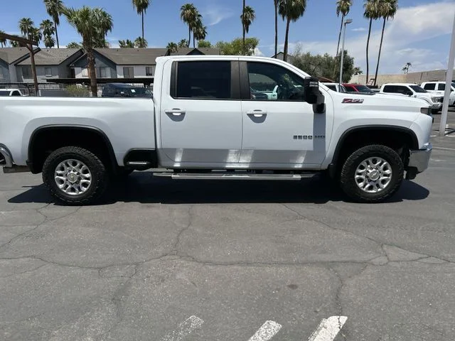 Used 2023 White Chevrolet LT image 8
