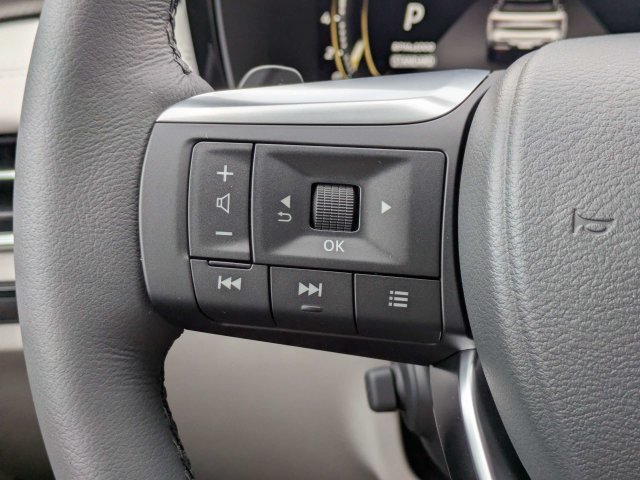 New 2027 Black INFINITI LUXE image 28