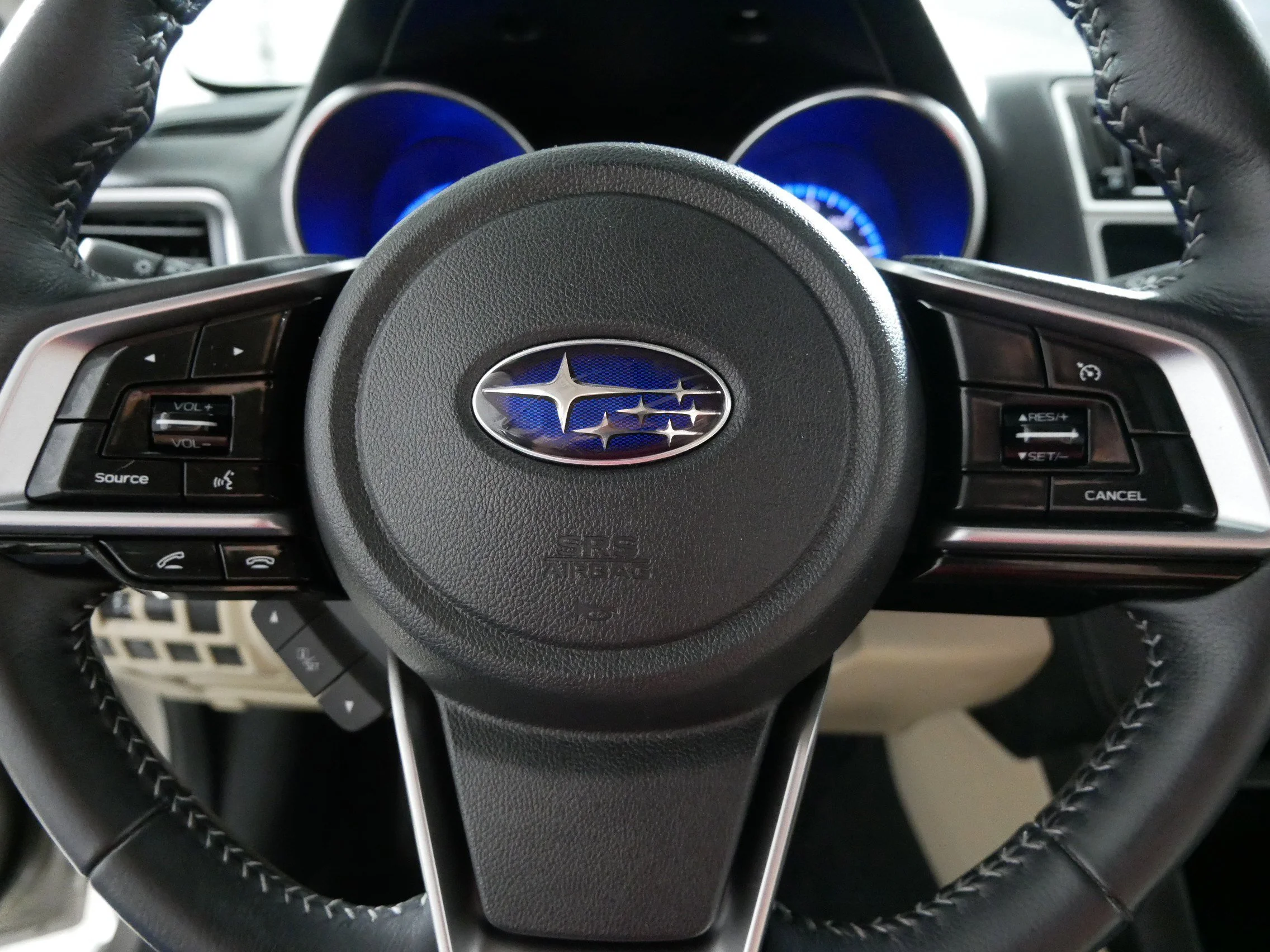 Used 2018 Tungsten Metallic Subaru Limited image 25