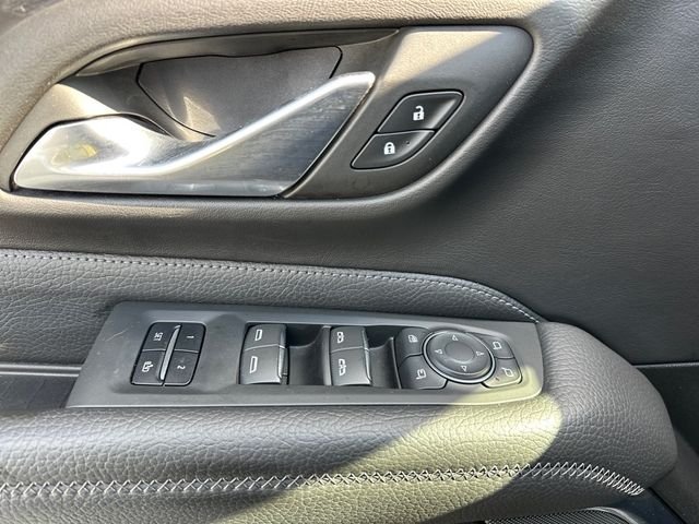 2022 GMC Yukon Denali - Photo 17