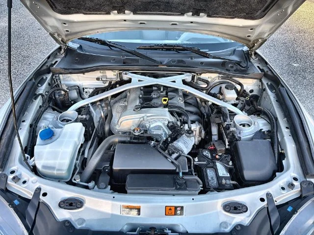 Used 2016 White Mazda Club image 26