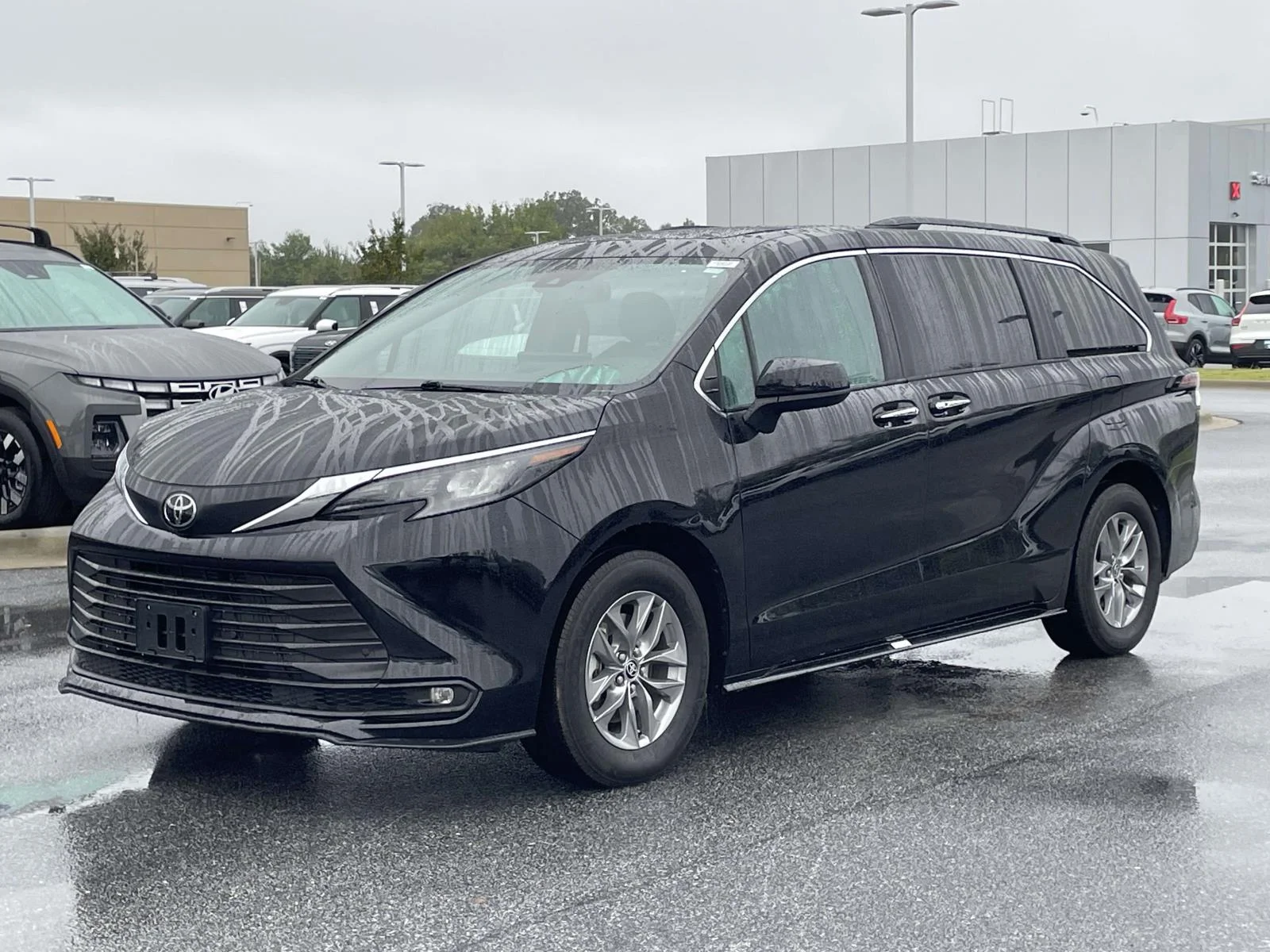 Used 2026 Black Toyota XLE image 25