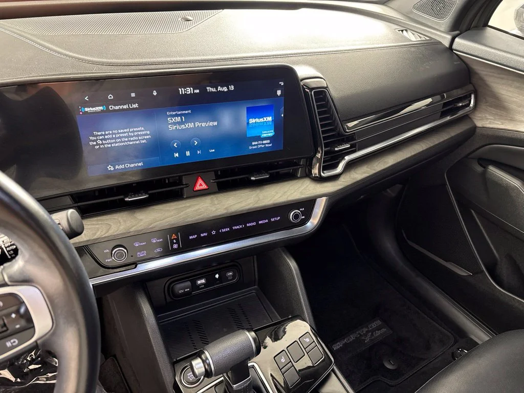 Used 2023 Green Kia X-Line image 33