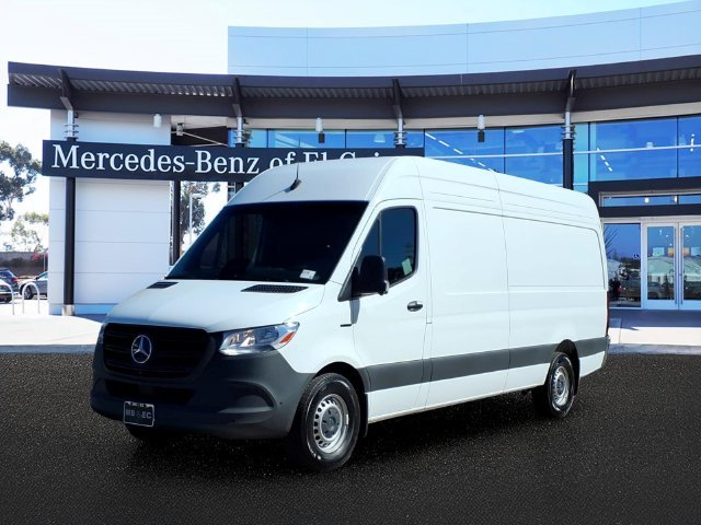 2025 Mercedes-Benz eSprinter Cargo Van