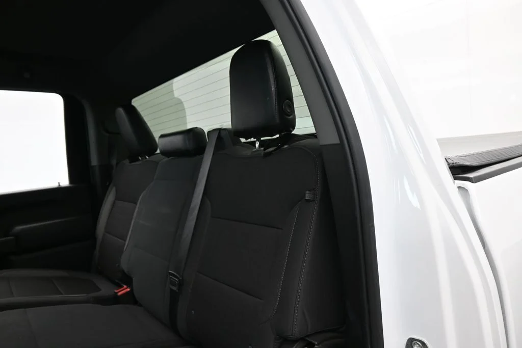 Used 2022 Summit White Chevrolet LT image 29