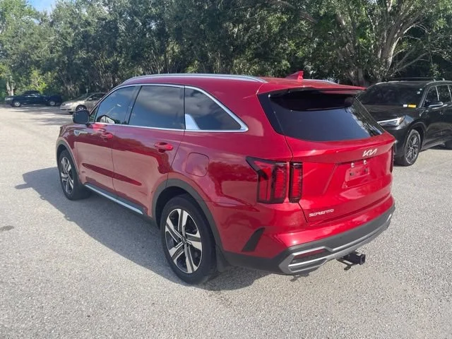 Used 2023 Runway Red Kia EX image 4