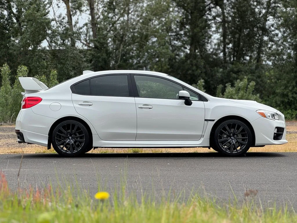 Used 2017 Crystal White Pearl Subaru Base image 8