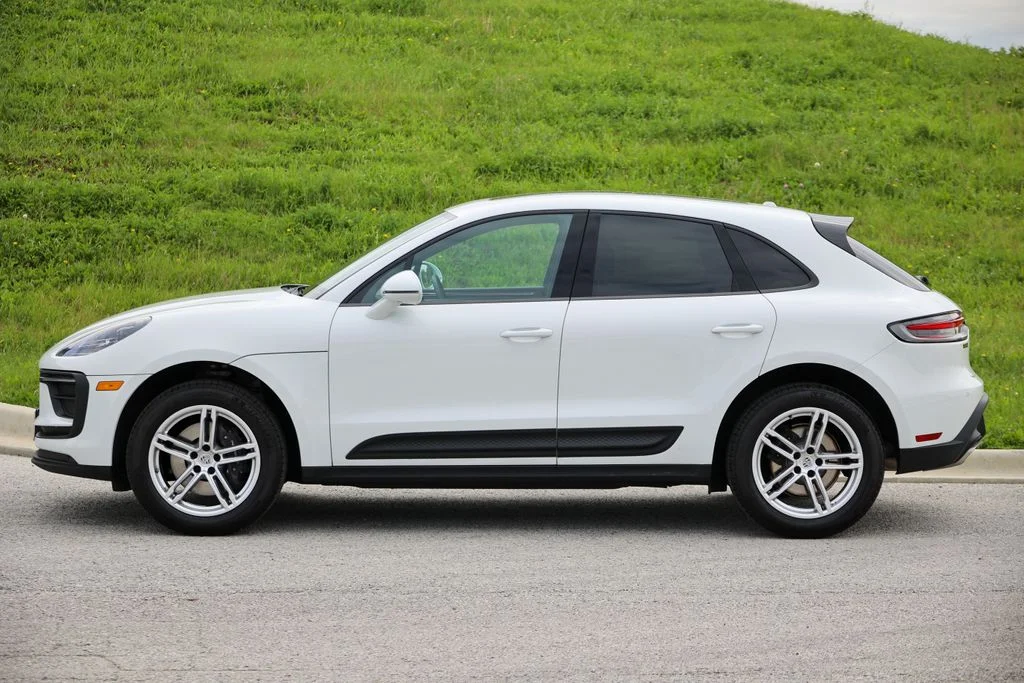 Certified Used 2026 White Porsche  image 3