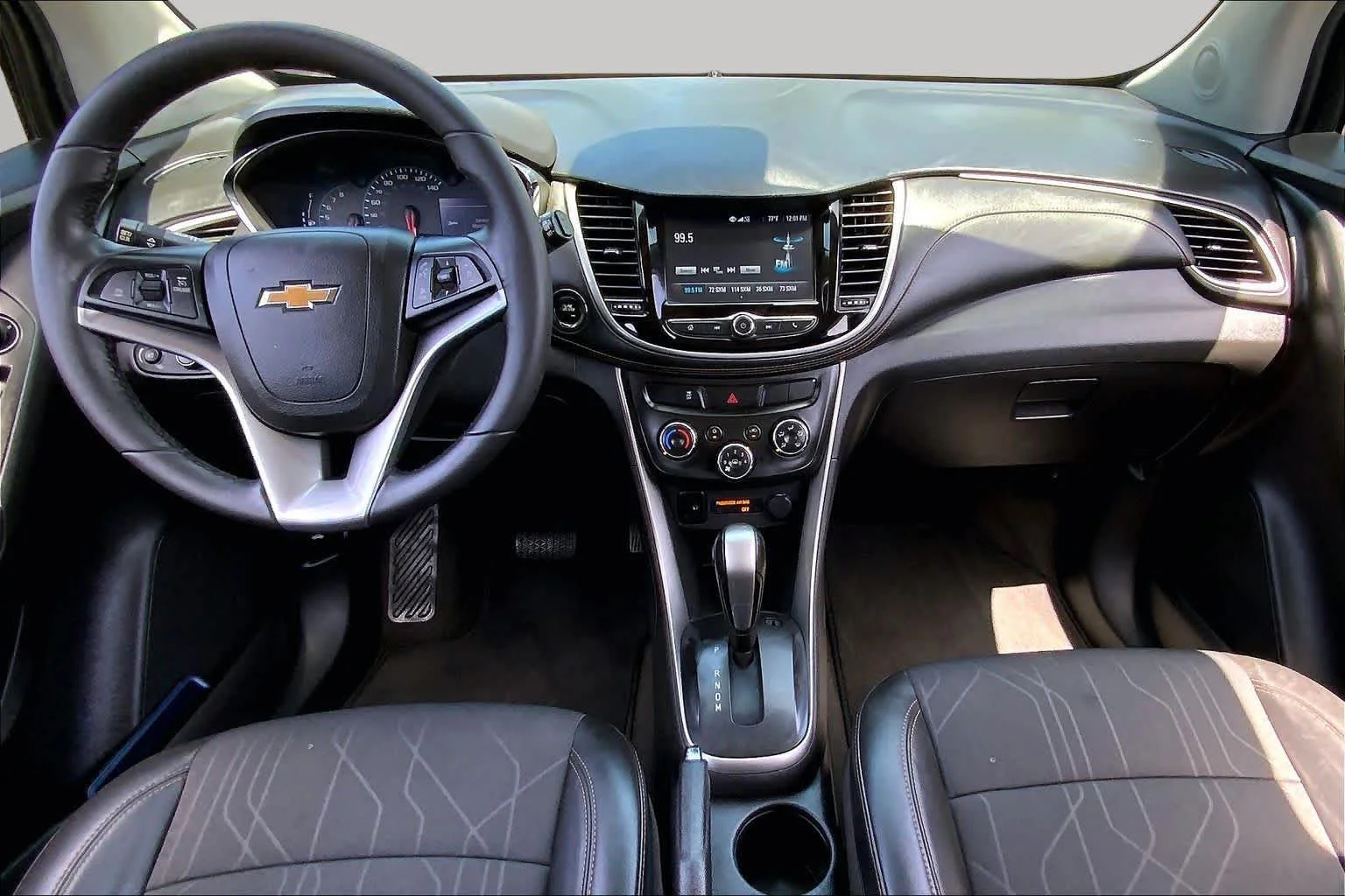 Used 2017 Silver Ice Metallic Chevrolet LT image 16