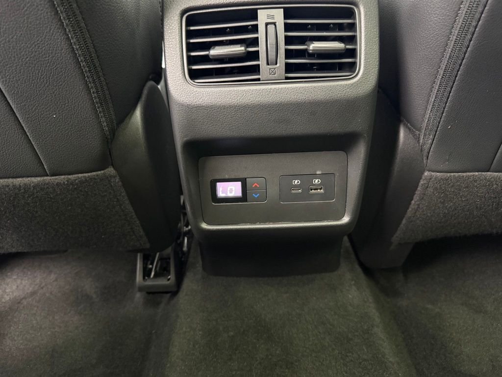 Used 2023 White Nissan SL image 61