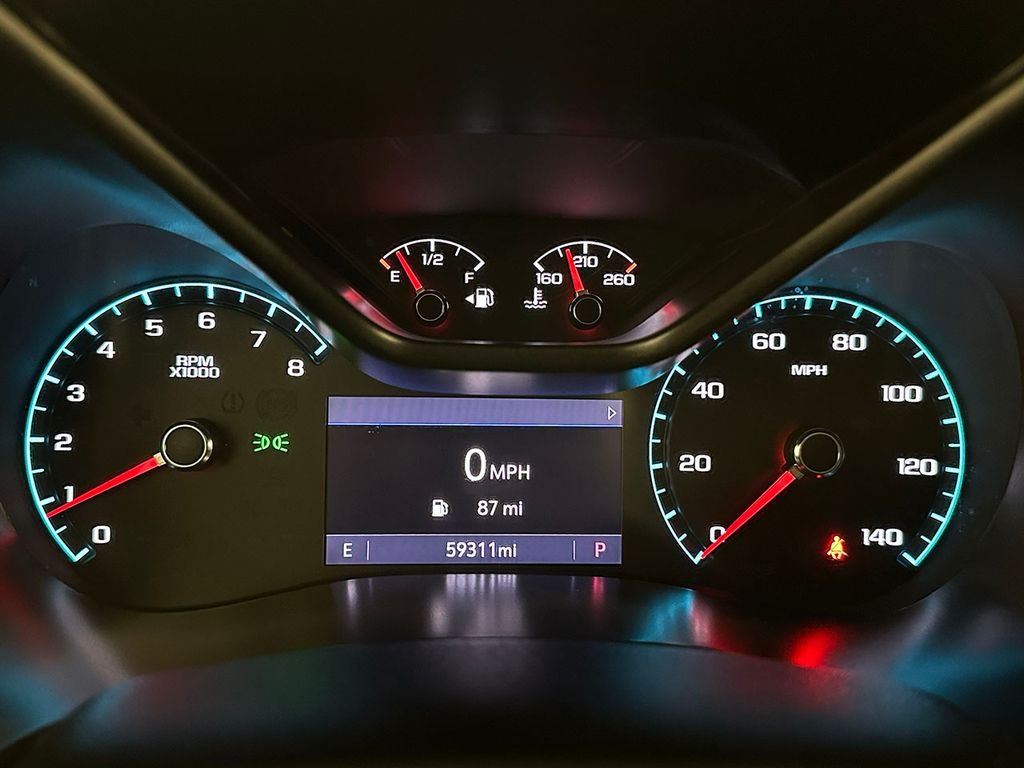 Used 2021 White Chevrolet Z71 image 30