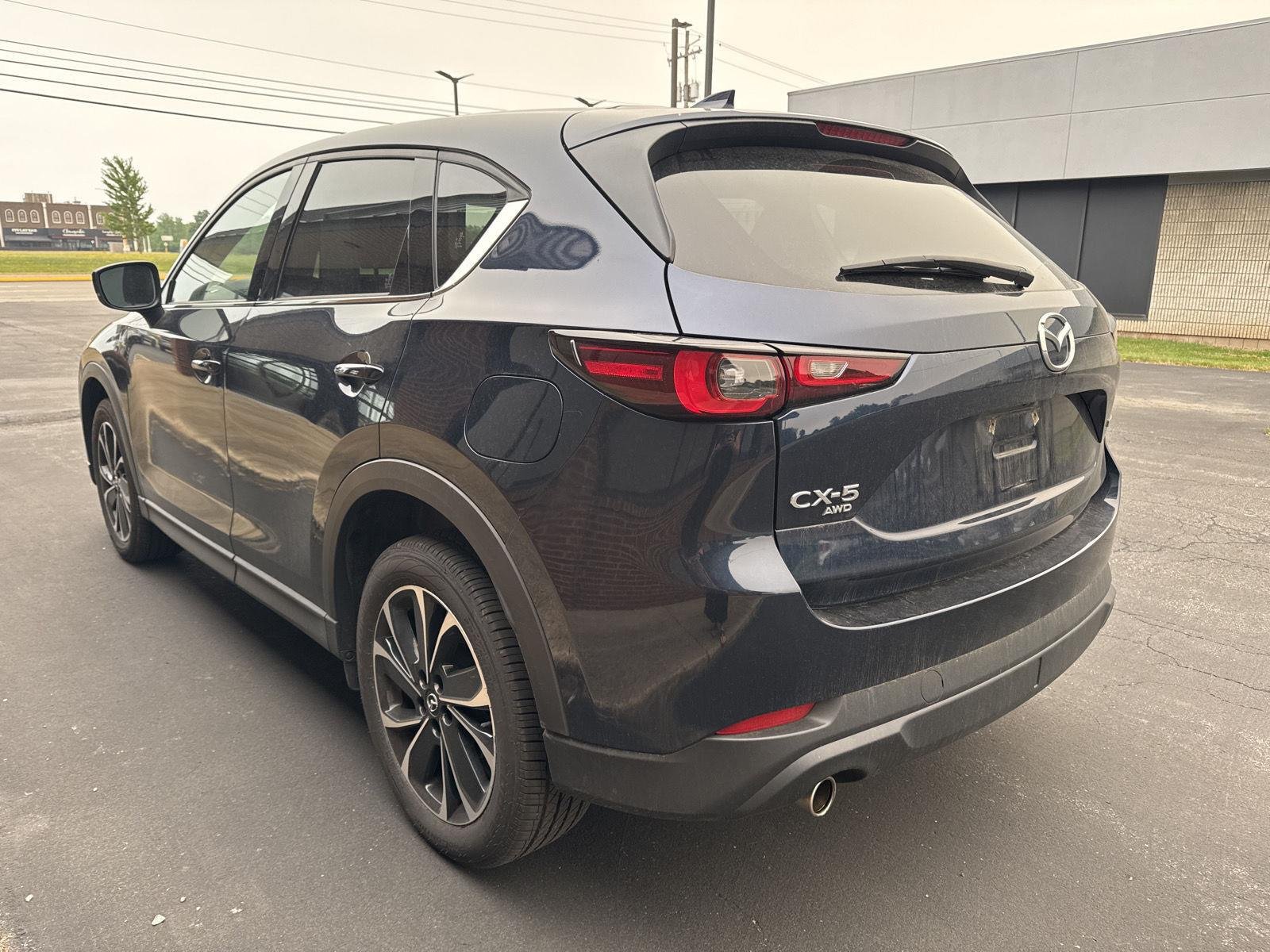 Used 2023 Deep Crystal Blue Mica Mazda 2.5 S Premium Plus Package image 4