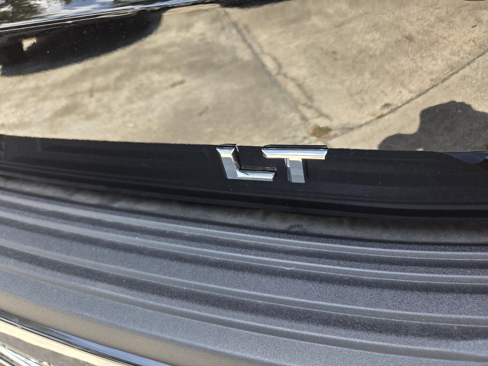 2026 Chevrolet Tahoe LT - Photo 18