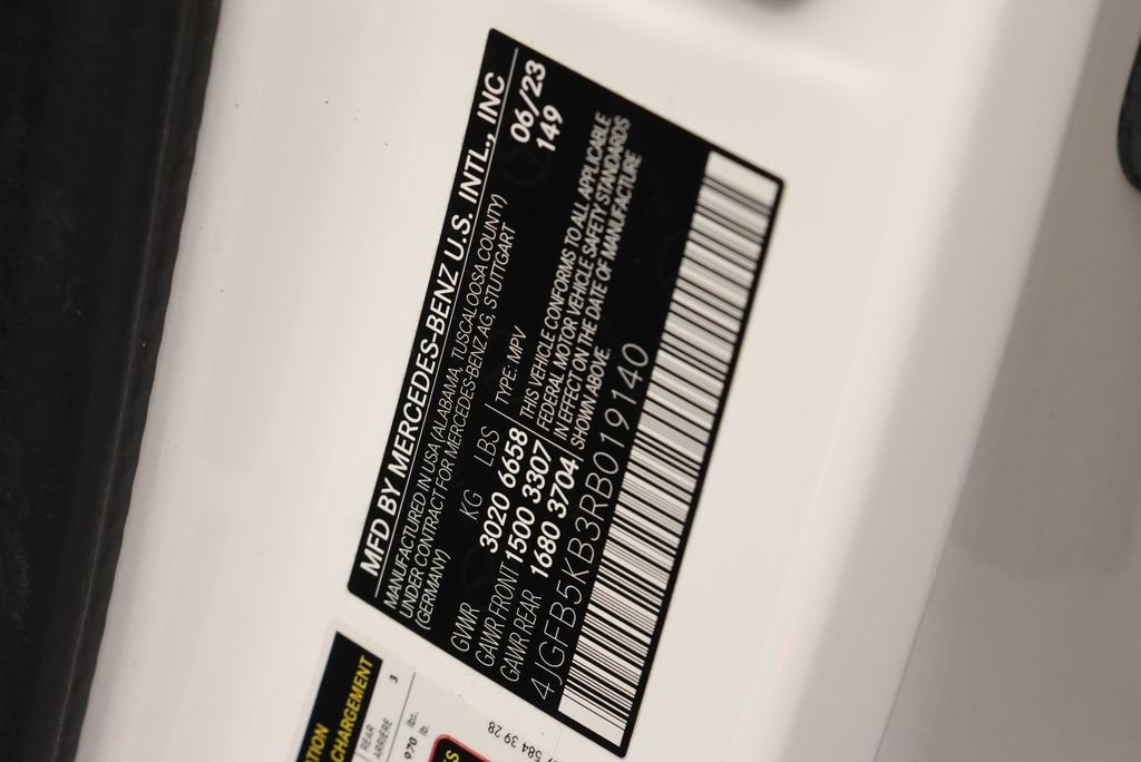 Certified Used 2024 Polar White Mercedes-Benz GLE 450 image 42