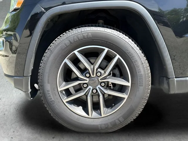 Used 2019 Black Jeep Limited image 29