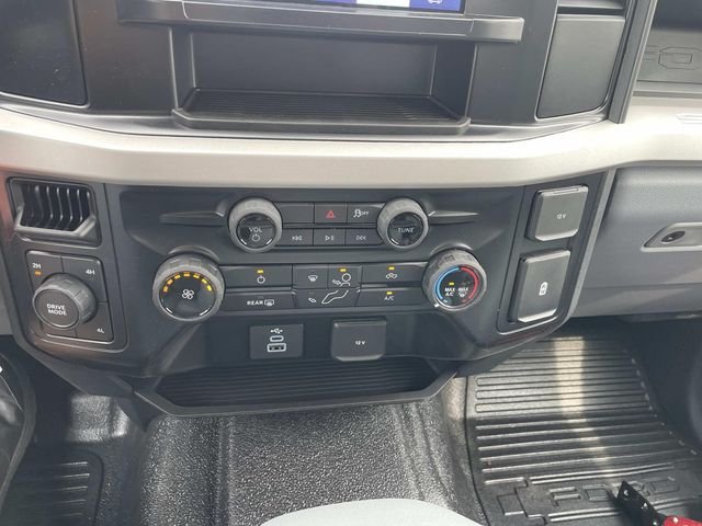 New 2026 Oxford White Ford F-450® XL image 9