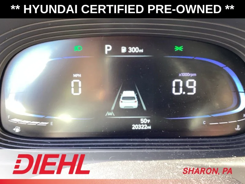 Used 2024 White Hyundai SEL image 11