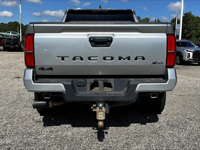 Used 2025 Silver Toyota SR5 image 5