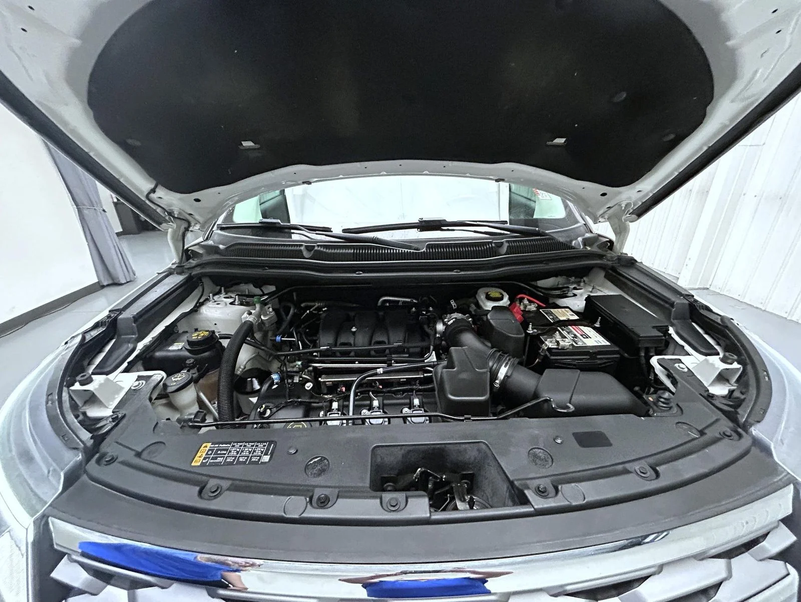 Used 2019 White Ford Limited image 25