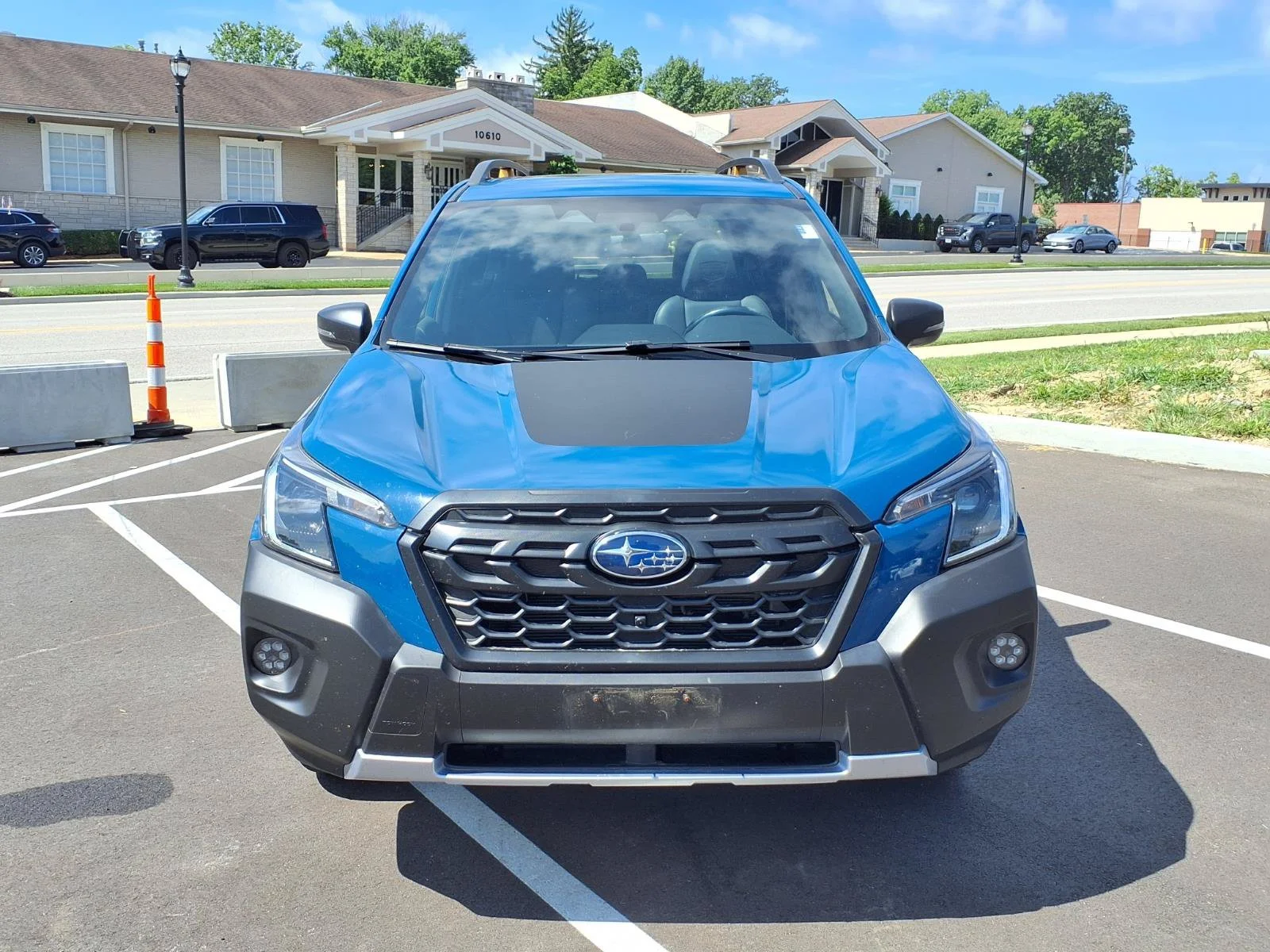 Used 2024 Geyser Blue Subaru Wilderness image 34