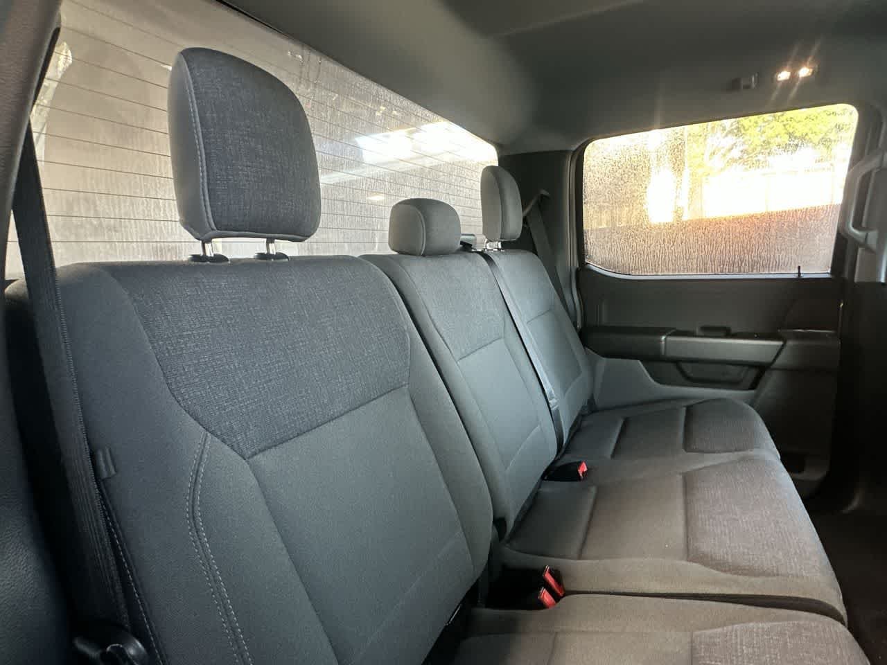Used 2025 Iconic Silver Metallic Ford XLT image 26