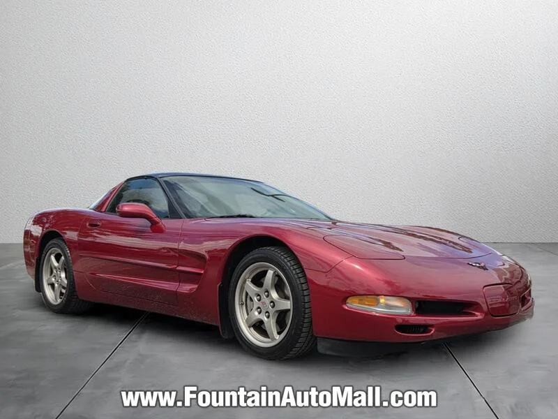 Used 2004 Magnetic Red Metallic CHEVROLET 2DR CPE image 6
