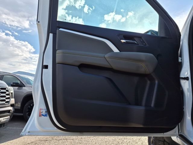 Used 2024 Summit White Chevrolet ZR2 image 12