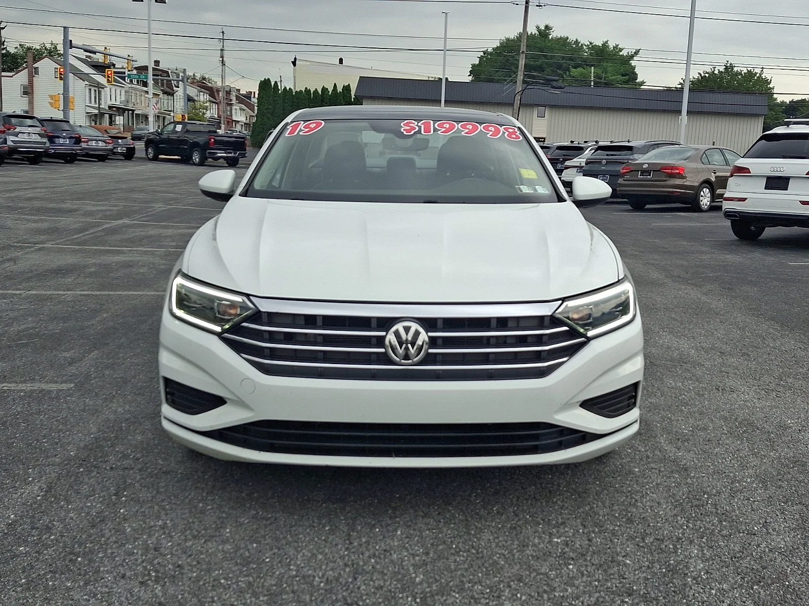 Used 2019 Volkswagen Jetta SEL with VIN 3VWEB7BUXKM253610 for sale in Lebanon, PA