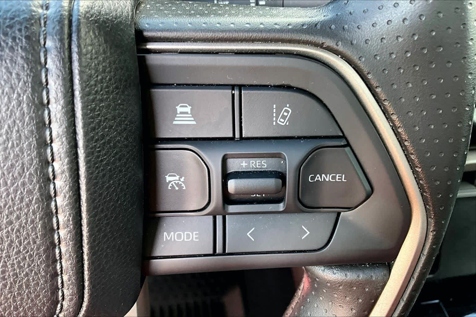 Used 2025 Ice Cap Toyota SR5 image 20