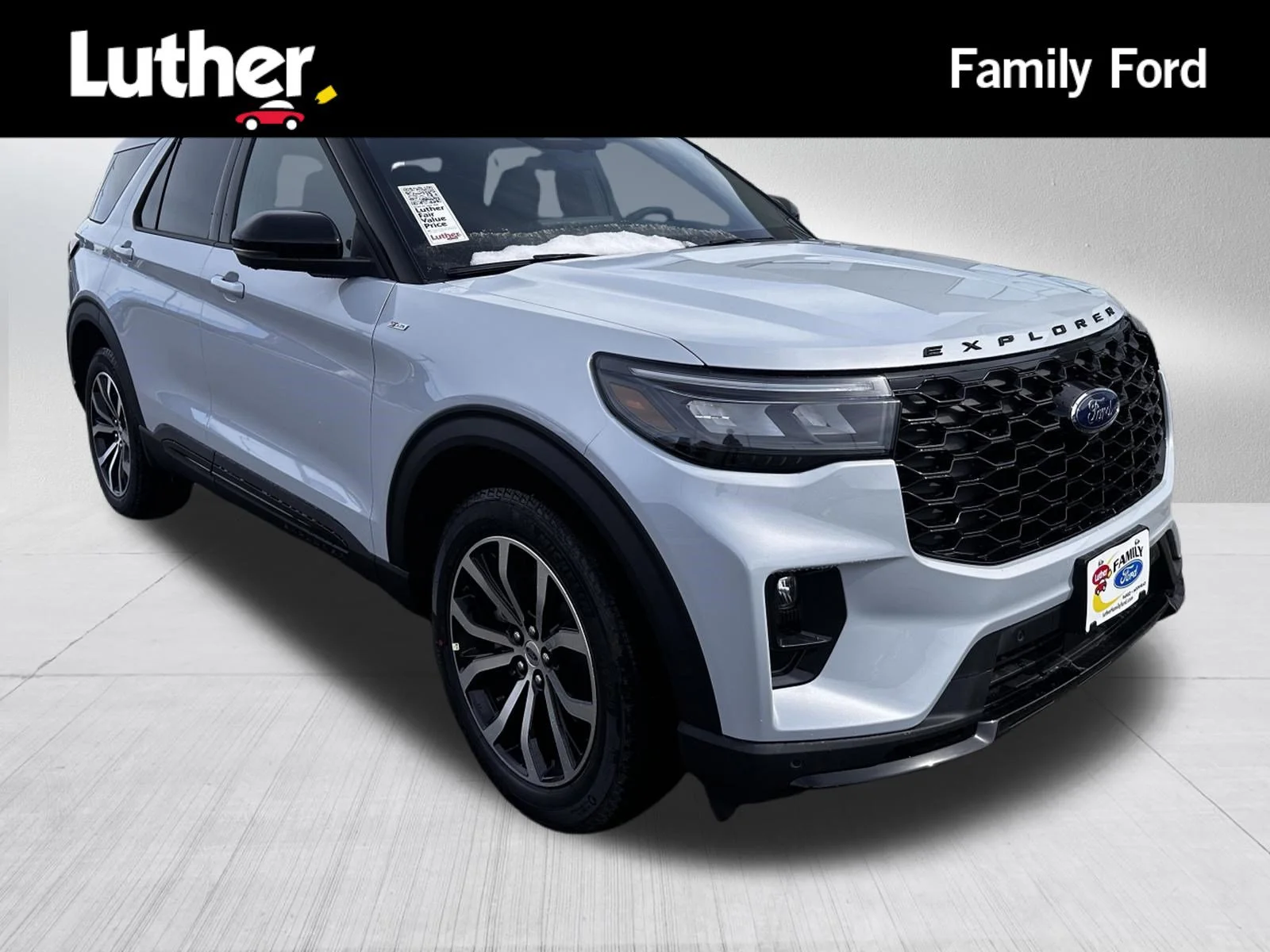 2026 Ford Explorer ST-LINE 4WD's photo