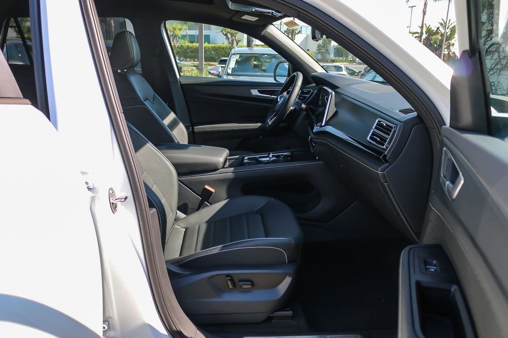 2026 Volkswagen Atlas Cross Sport SEL R-LINE - Photo 18