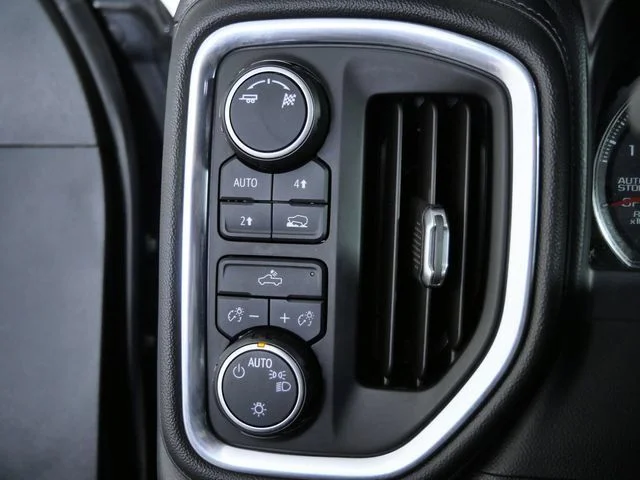 Used 2019 Black Chevrolet LT image 23