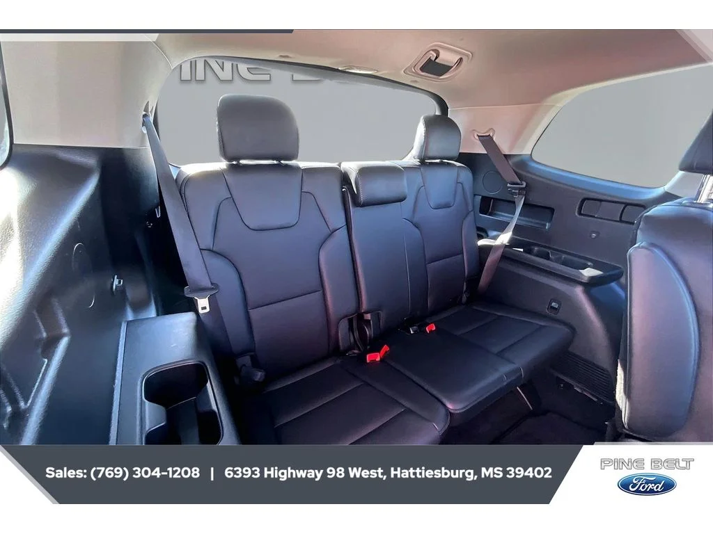 Used 2025 DARK MOSS Kia S image 20