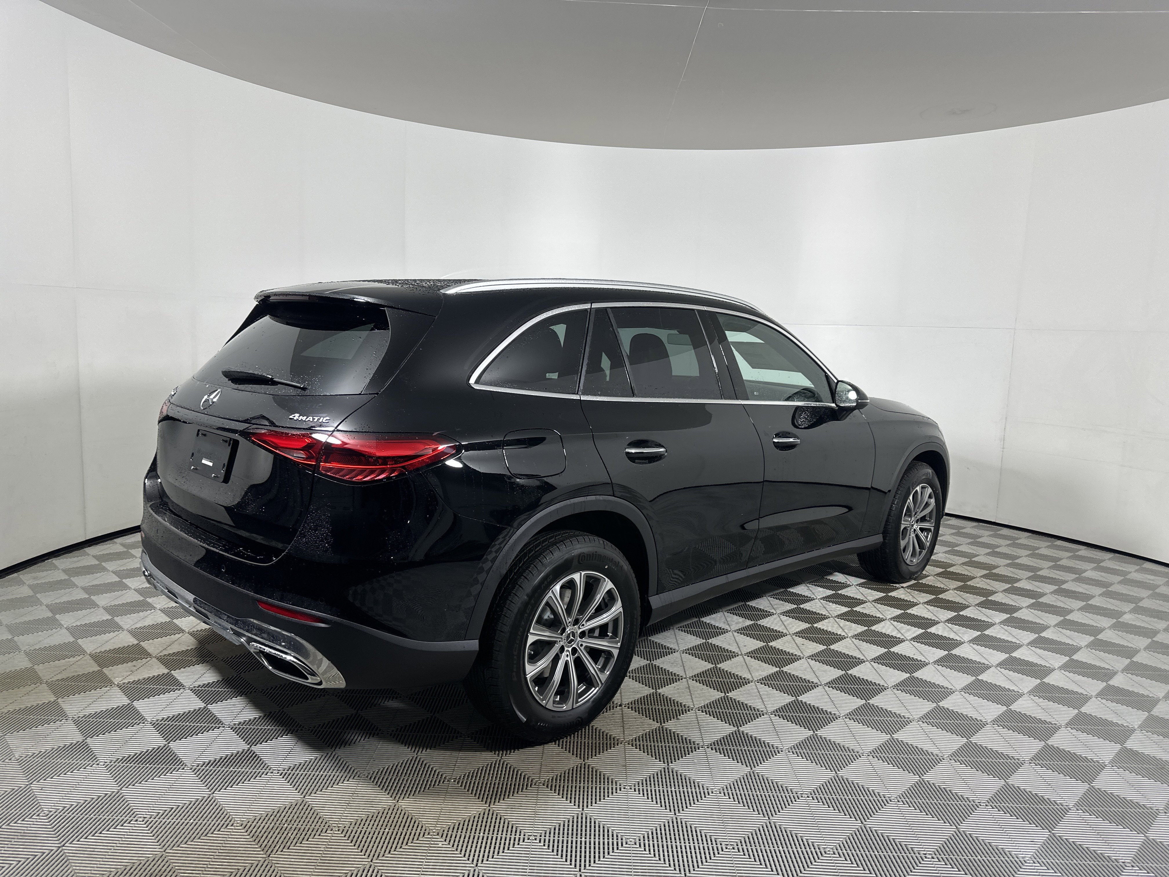 Certified Used 2026 Black Mercedes-Benz GLC 300 image 7