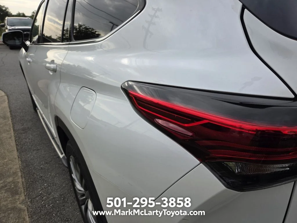 Used 2021 White Toyota Platinum image 9