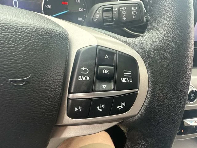 Used 2022 Gray Ford XLT image 38