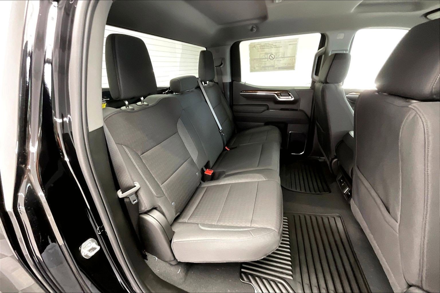 2026 GMC Sierra 1500 SLE - Photo 10