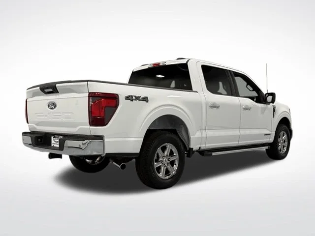Used 2024 White Ford XLT image 9