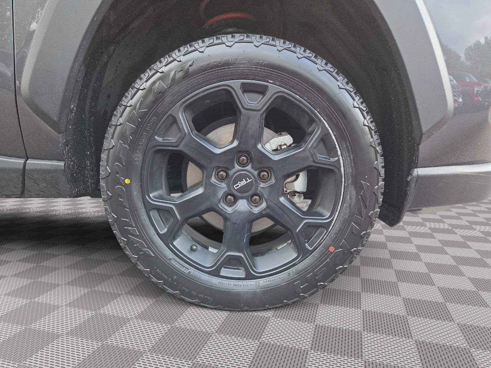 Certified Used 2024 Magnetic Gray Metallic w/Ice Edge Roof Toyota TRD Off-Road image 18