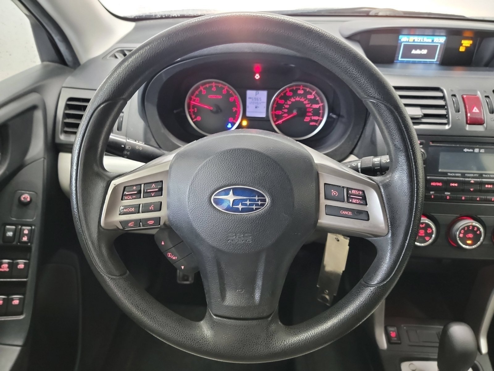 Used 2015 Dark Gray Metallic Subaru 2.5i Premium image 16