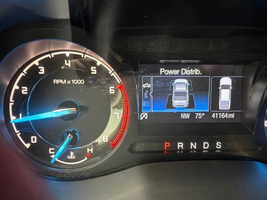 Used 2022 Green Ford XL image 17