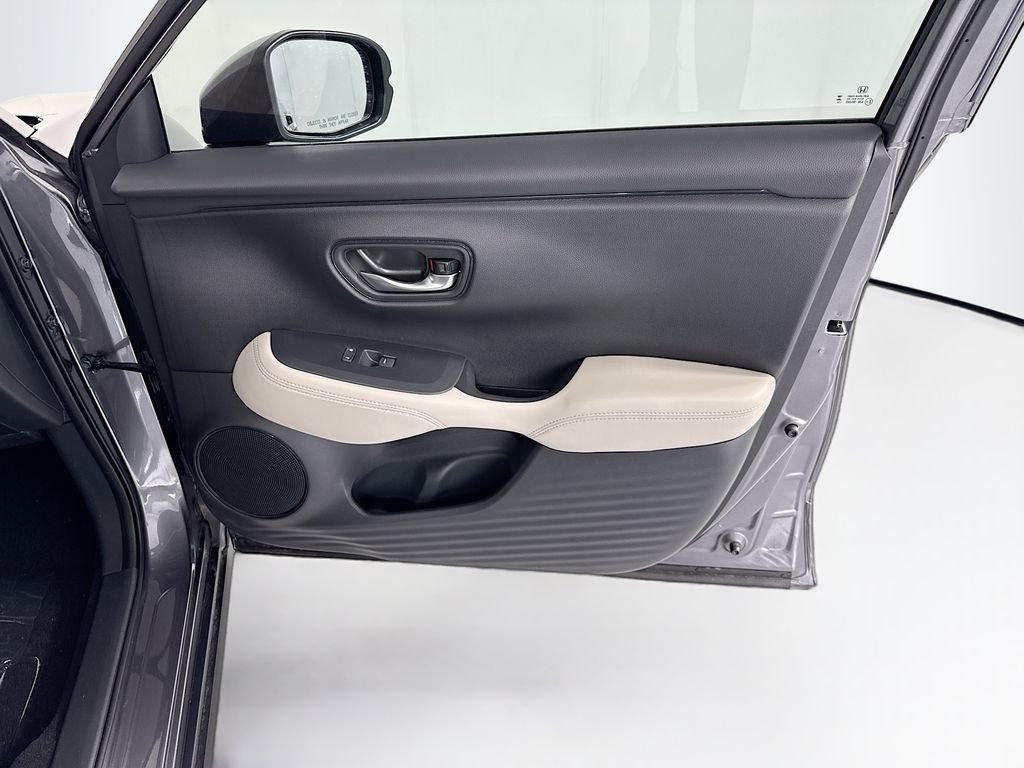 New 2027 Modern Steel Metallic Honda LX image 25