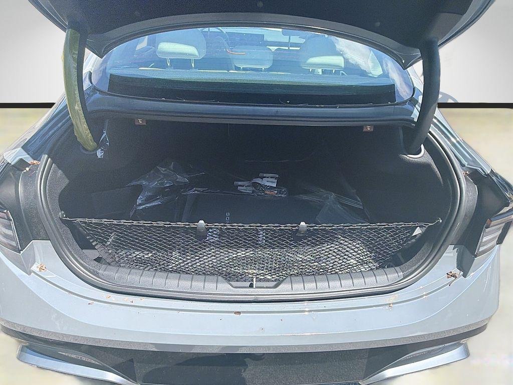 New 2026 Transmission Blue Hyundai SEL Sport image 18