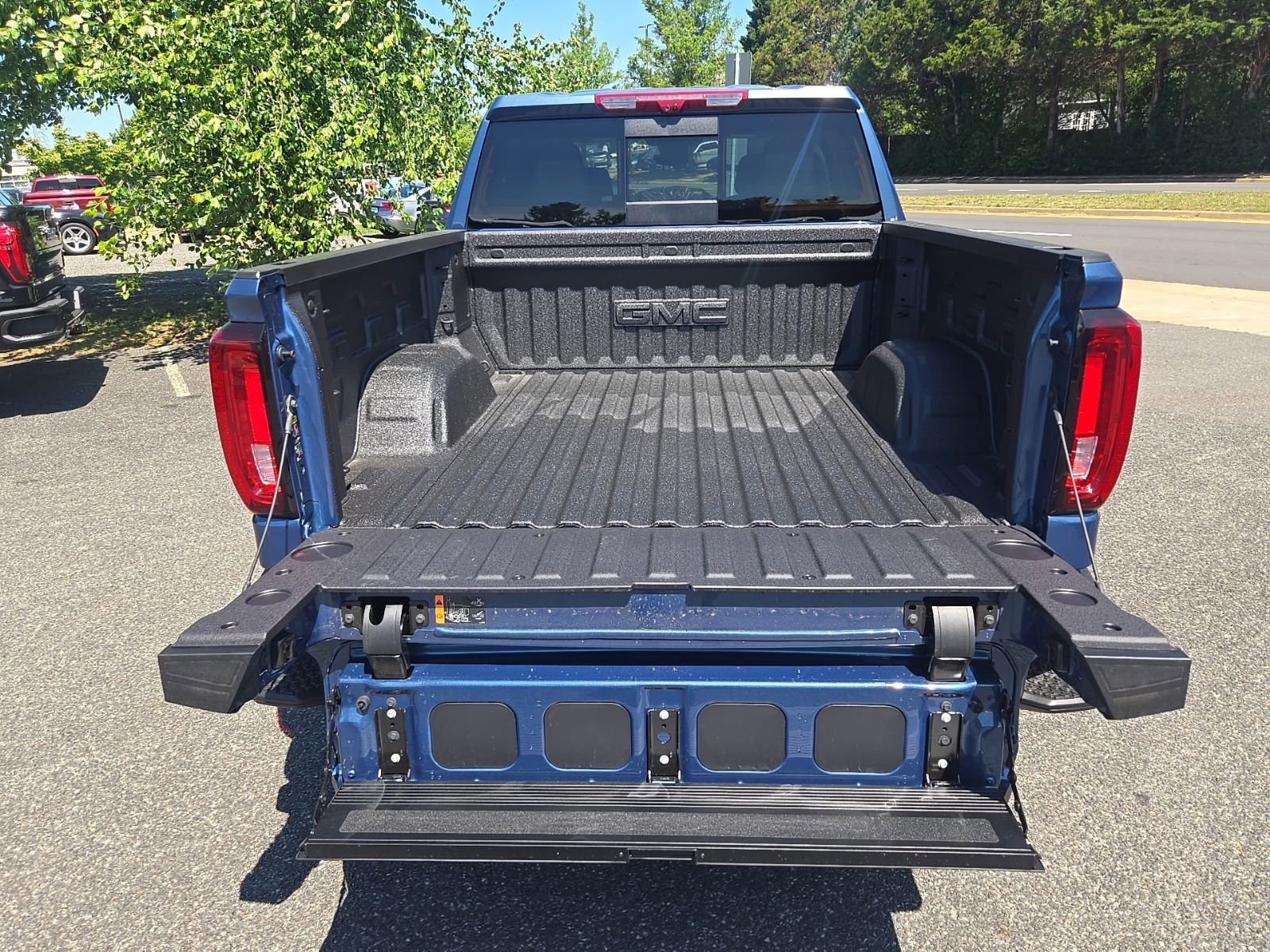 2026 GMC Sierra 1500 Denali - Photo 14