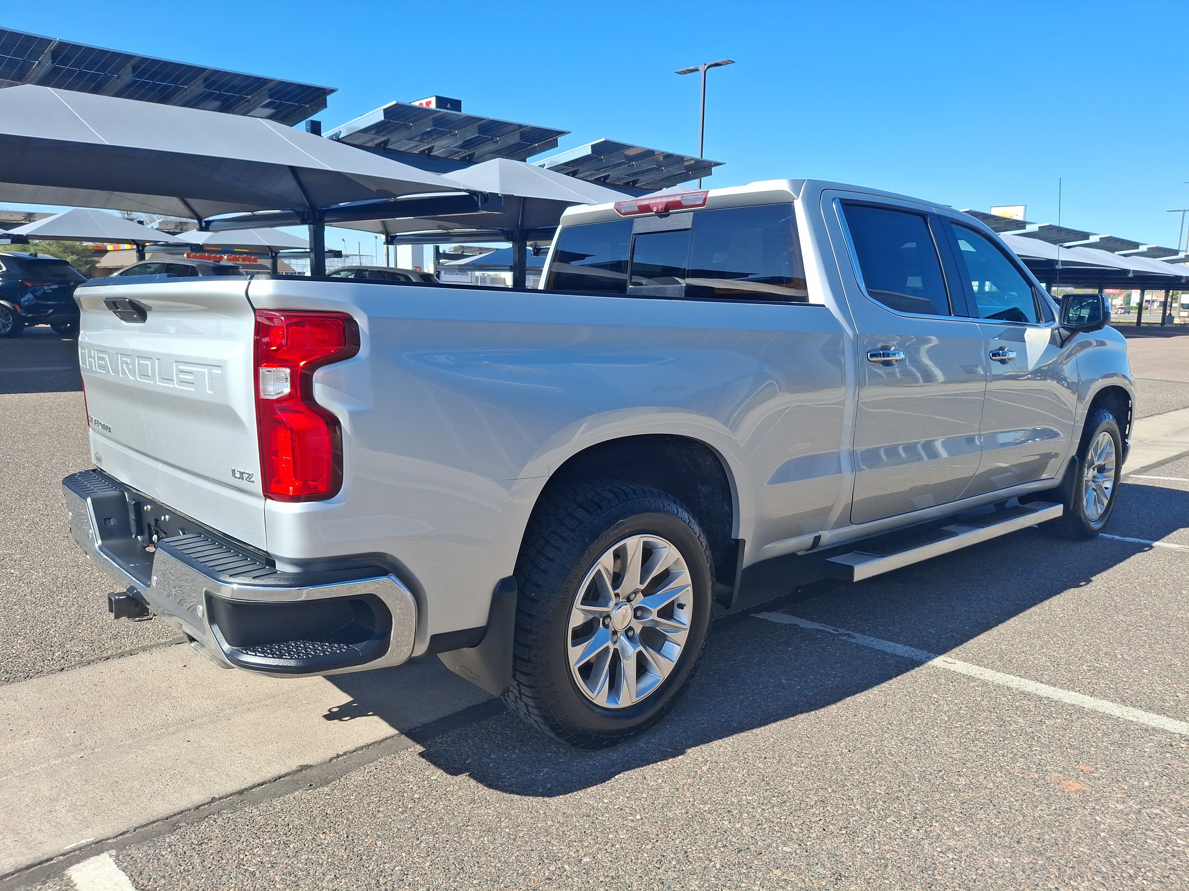 Used 2020 SILVER ICE METALLIC Chevrolet LTZ image 5