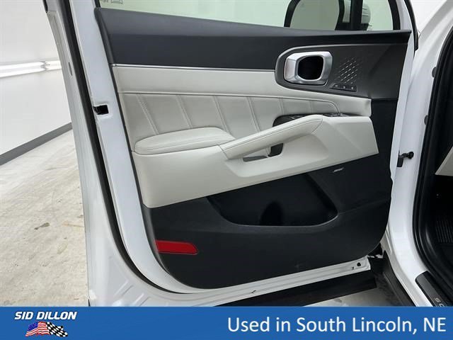 Used 2023 Snow White Pearl Kia SX Prestige image 15