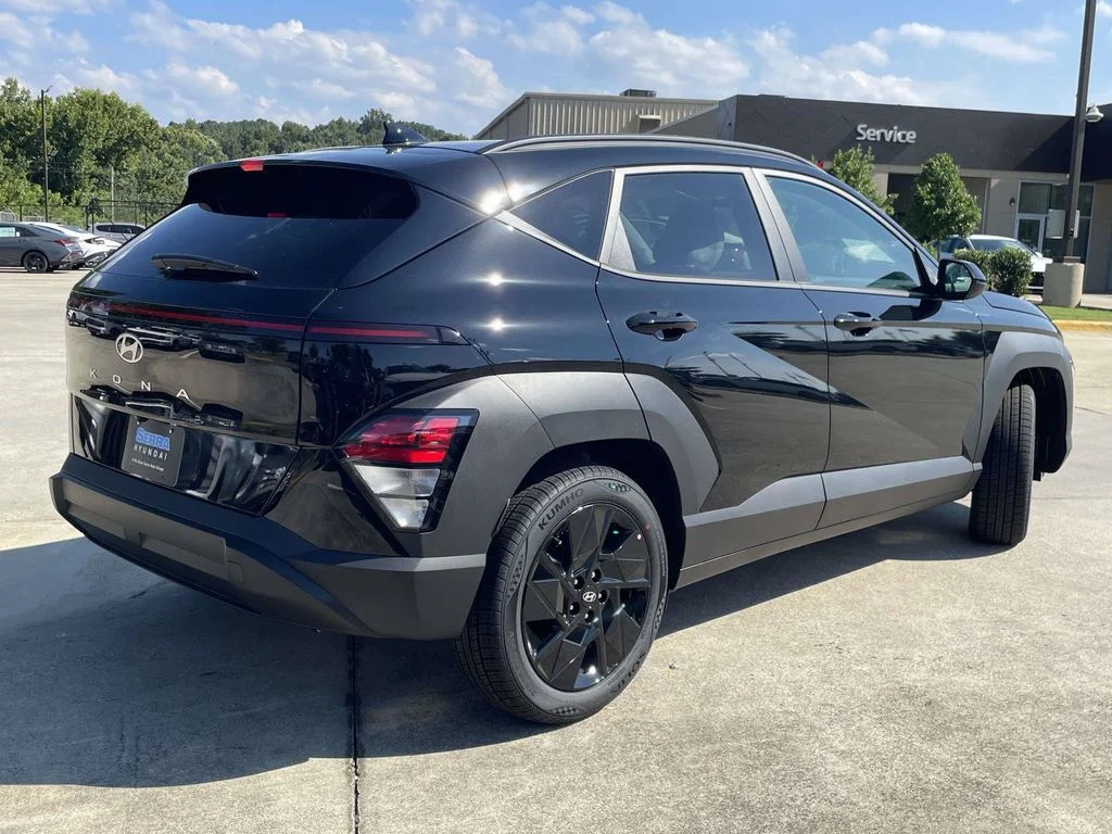 New 2027 Black Hyundai SEL Sport image 3