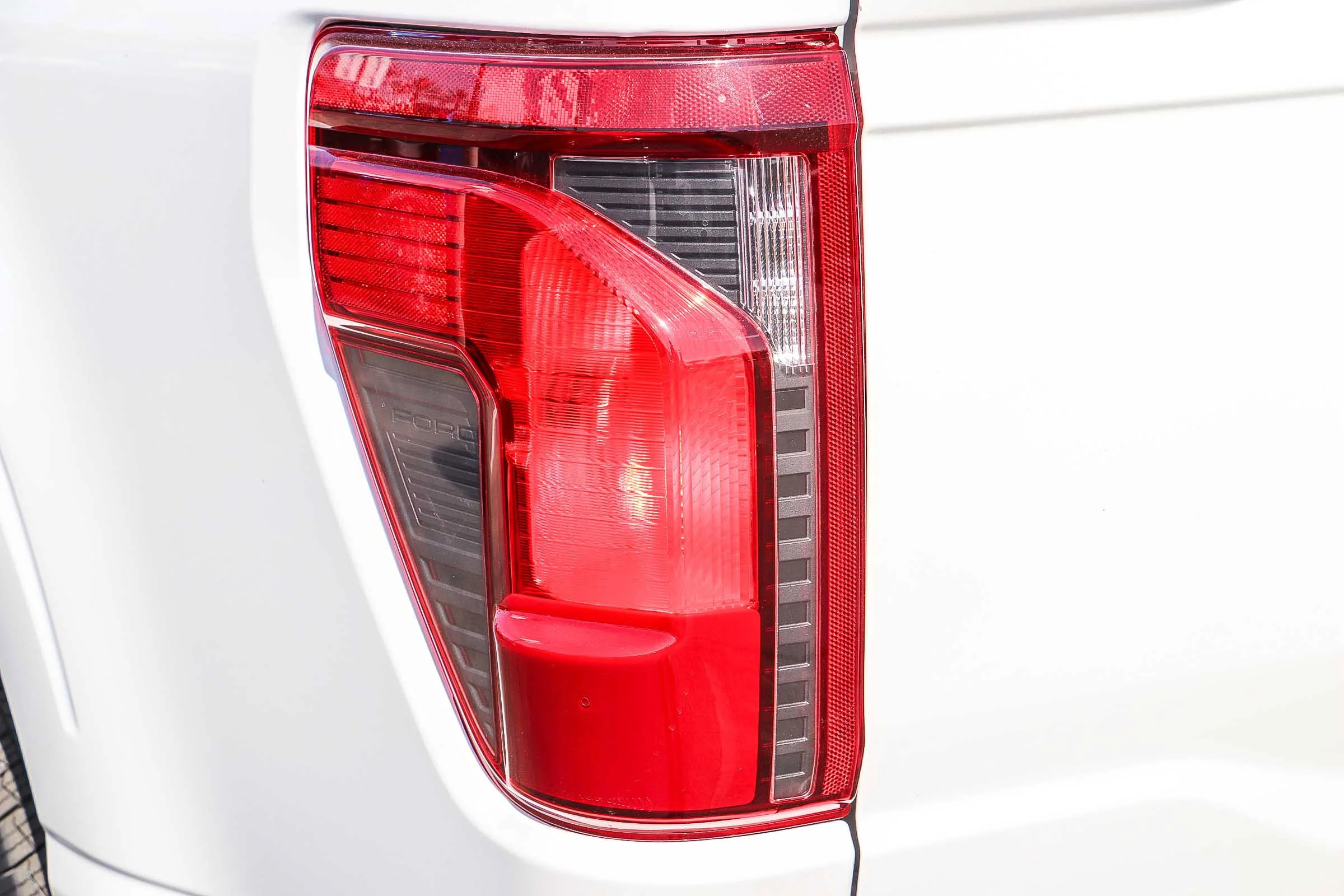 Certified Used 2025 Oxford White Ford XLT image 12
