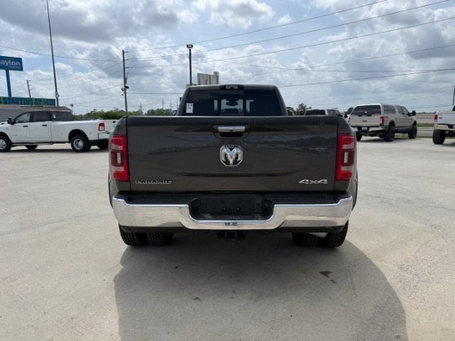 Used 2022 Granite Crystal Metallic Clearcoat Ram Laramie image 4
