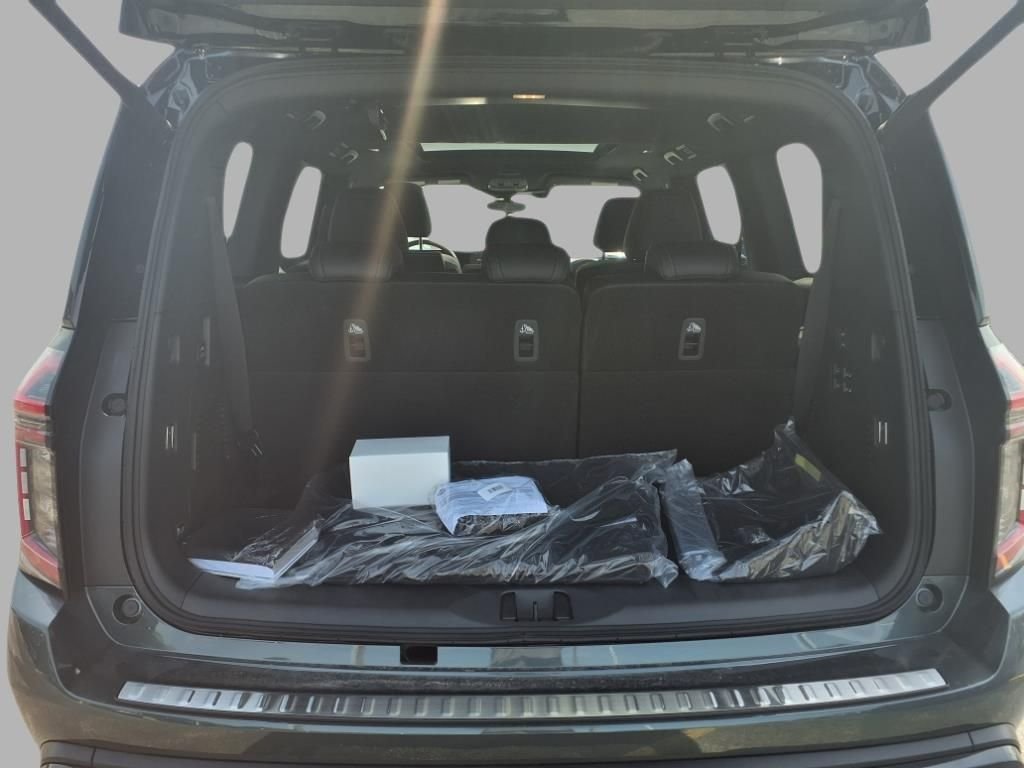 2025 Nissan Armada PRO-4X - Photo 26